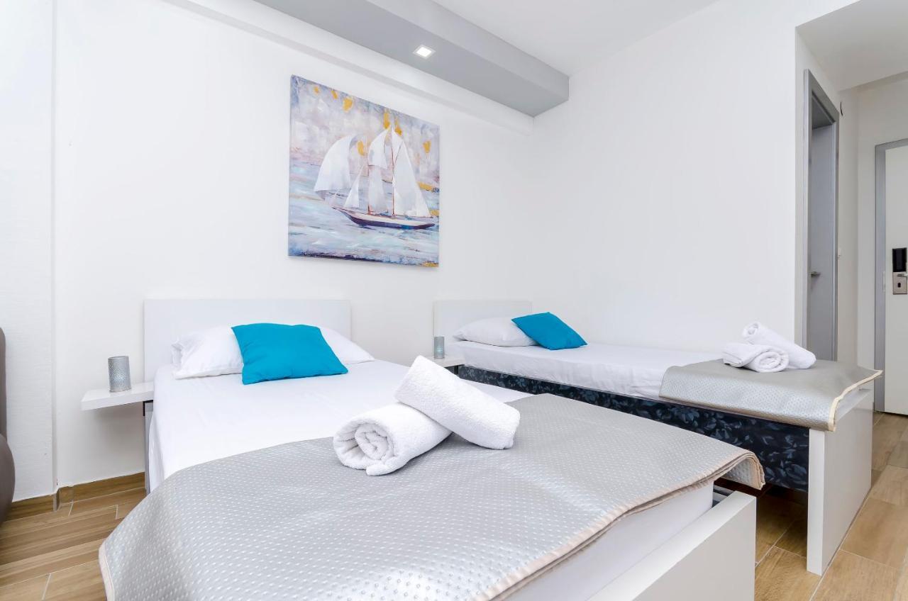 All Saints Suites B&B Kastela Kaštel Štafilić Buitenkant foto