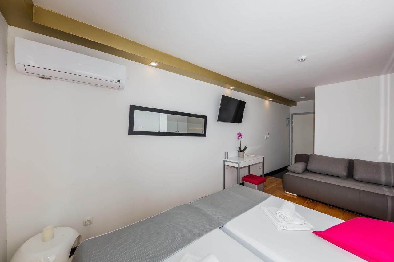 All Saints Suites B&B Kastela Kaštel Štafilić Buitenkant foto